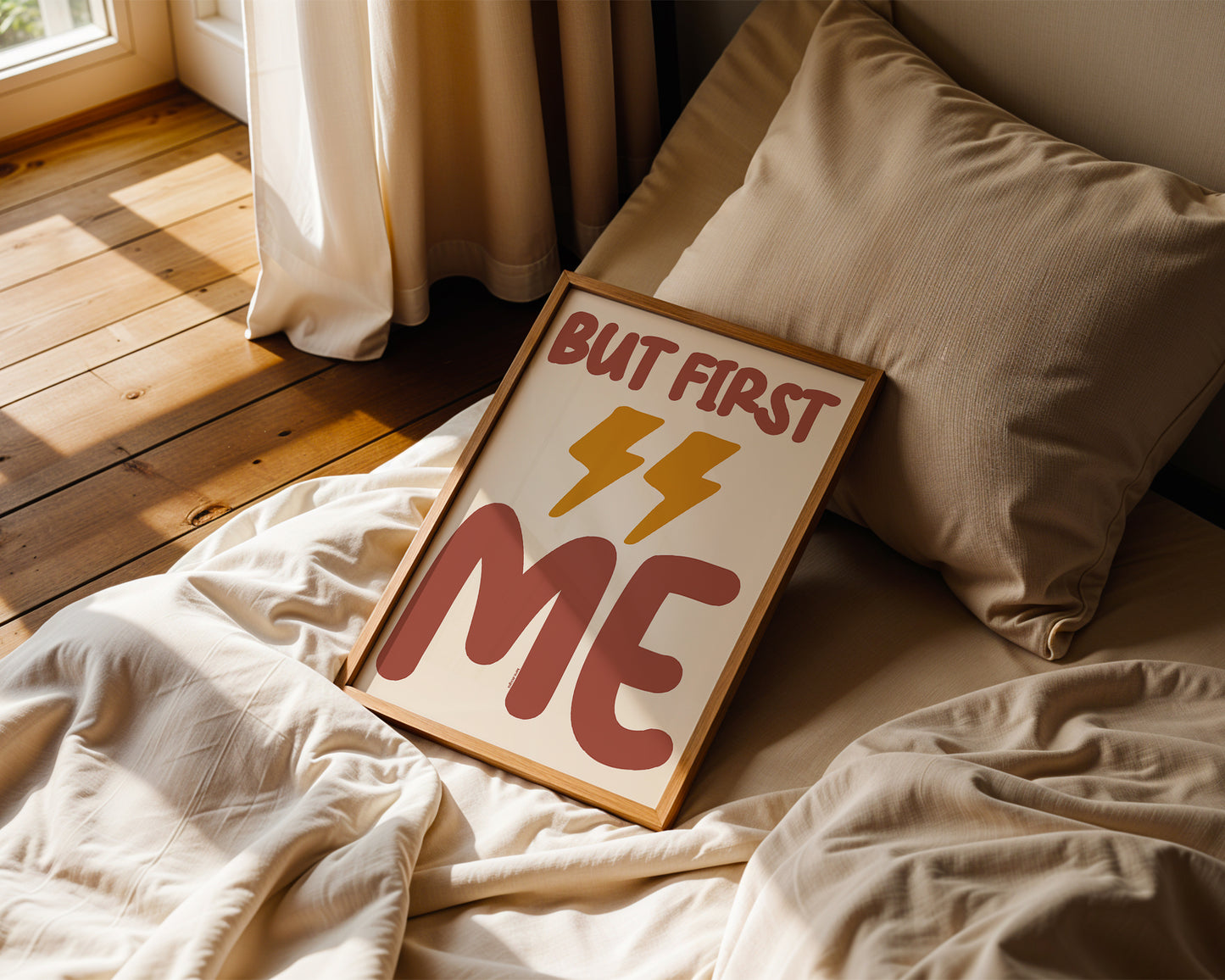 But first, me - affiche